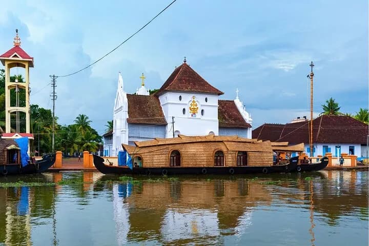 Iconic Sights of Kochi on a Private Guided Tour by Car — photo 6