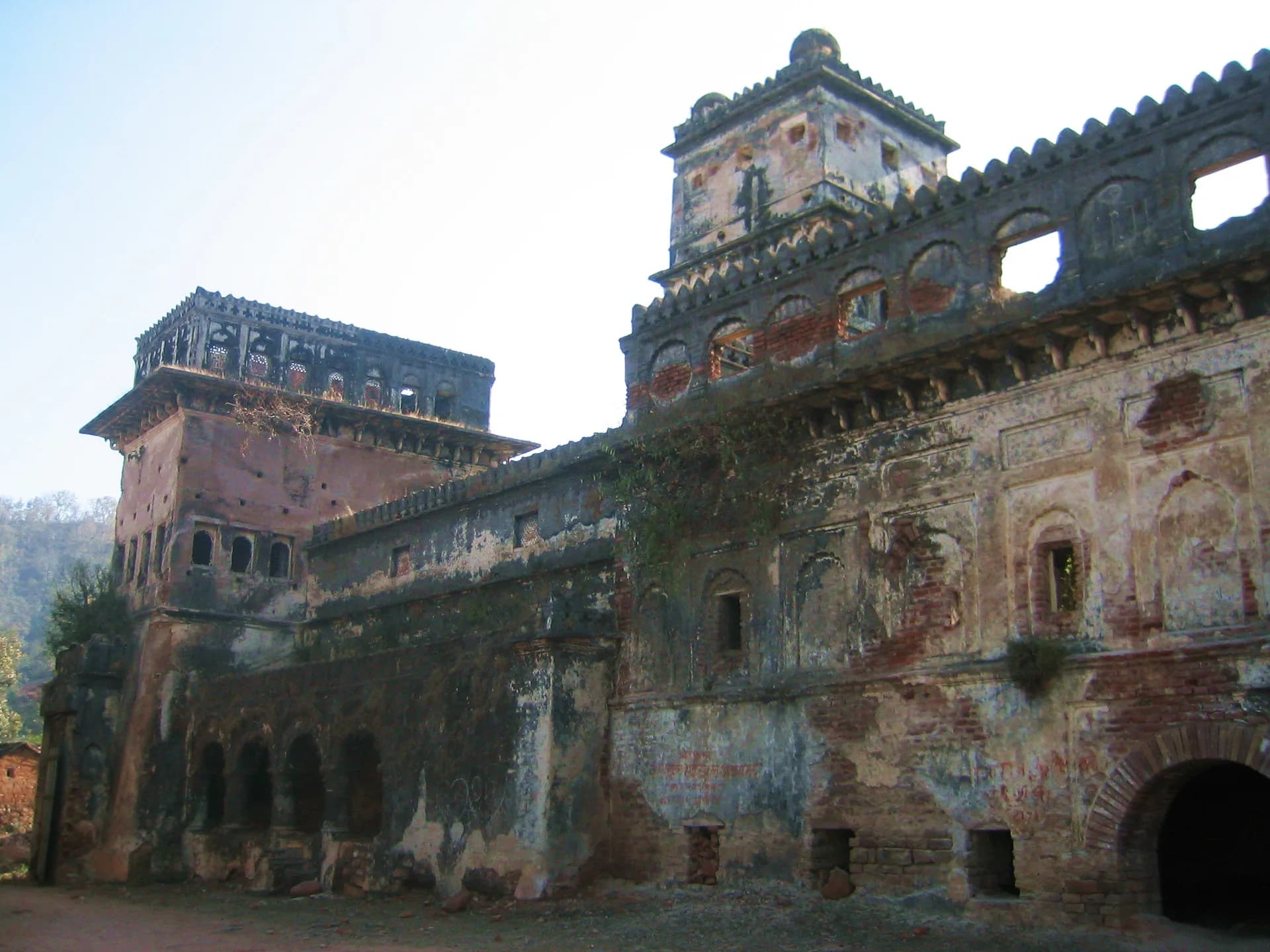 Discover the Mastani Mahal and Ajaigarh Fort on this fantastic 8-hour — photo 7