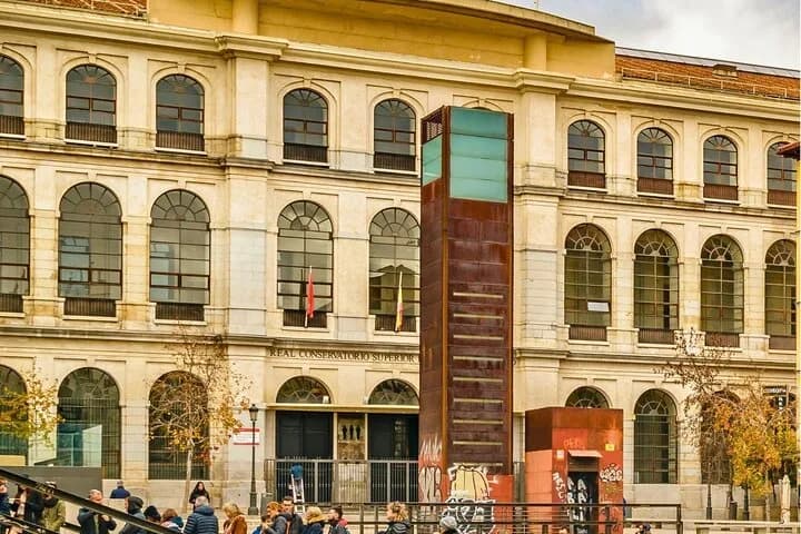 Madrid Reina Sofia Museum with Entry Ticket with Audio Guide — photo 8