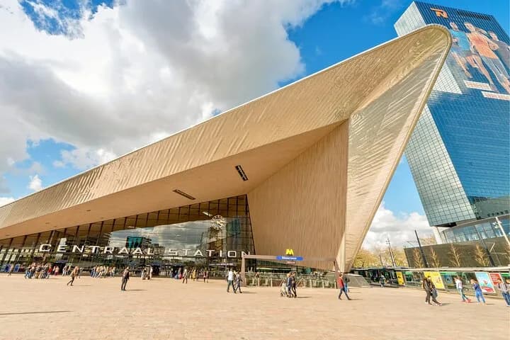 Guided Tour to Rotterdam and Delft and Places Around Amsterdam — photo 12