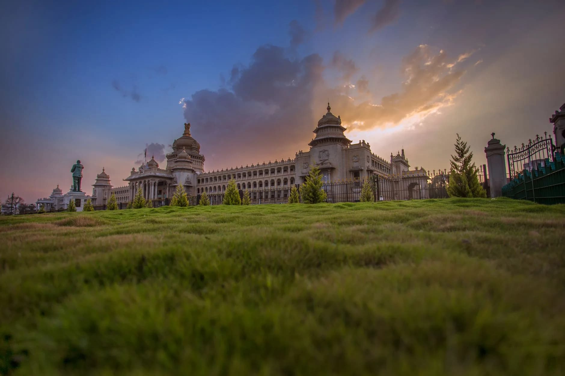 Bangalore — Bangalore's Vidhana Soudha and gardens