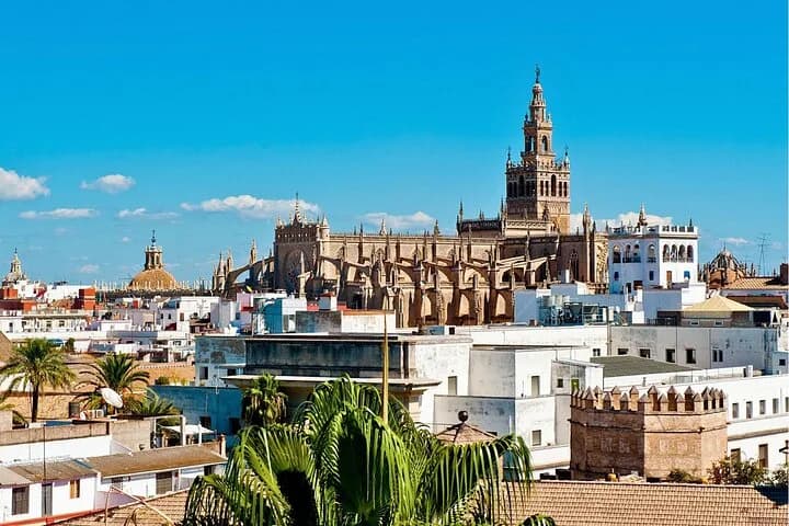 Seville Cathedral and La Giralda Entry Ticket with Audio Guide