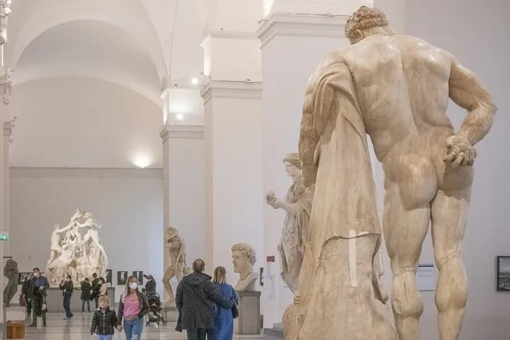 Skip-the-line entrance to National Archaeological Museum of Naples — second photo