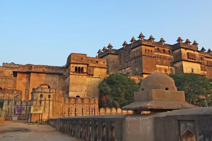 Experience authentic Jhansi on this amazing walking tour of the old to — second photo