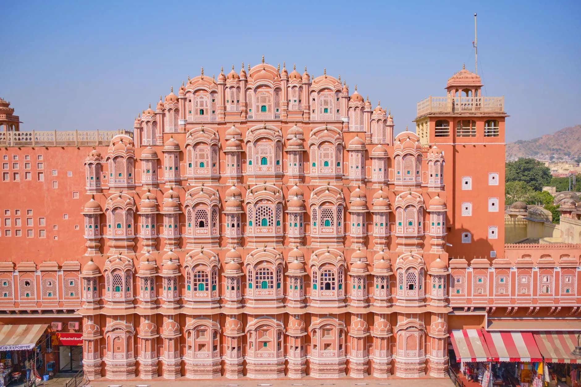 Jaipur — The Hawa Mahal palace facade in Jaipur