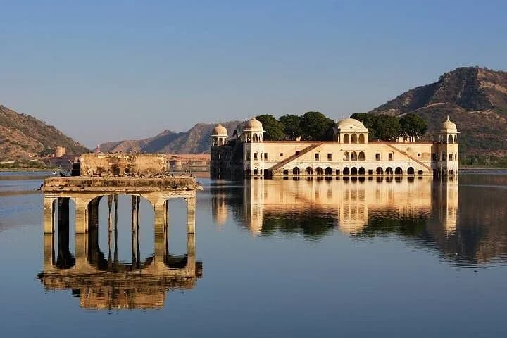 Undoubtedly, Jaipur is a photographer's paradise. Both novice and expe — second photo