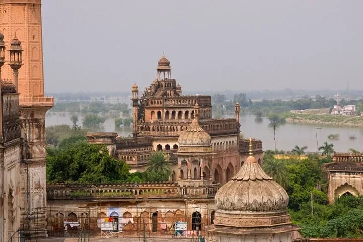Ready your cameras to capture the hues of the Lucknow; it’s winding st — second photo