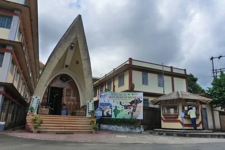 Discover all the beautiful and famous sites of Shillong and taste loca — second photo