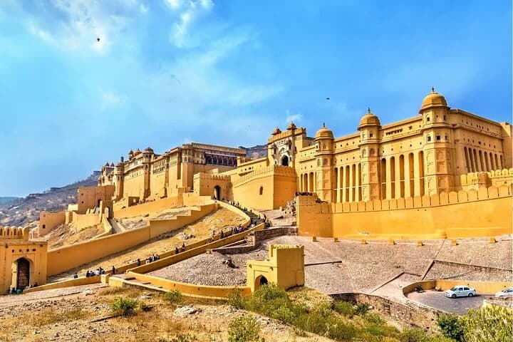 The pink city, Jaipur, is renowned for its magnificent forts and palac — second photo