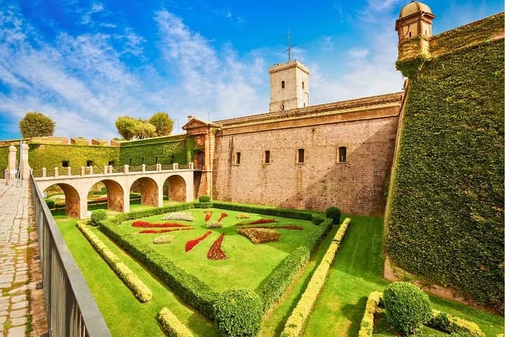 Reserved Entry Ticket to Montjuïc Castle with Audio Guide